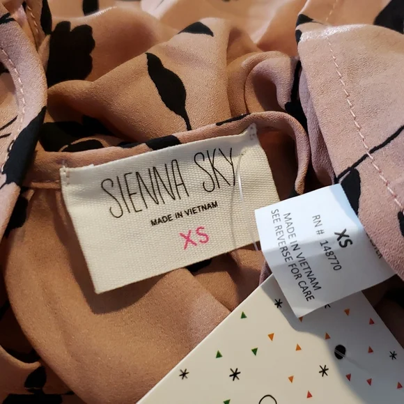 Sienna Sky Blouse - Picture 6 of 6